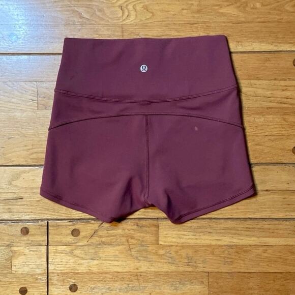 Lululemon In Movement Short *Everlux 2.5" - Picture 15 of 16